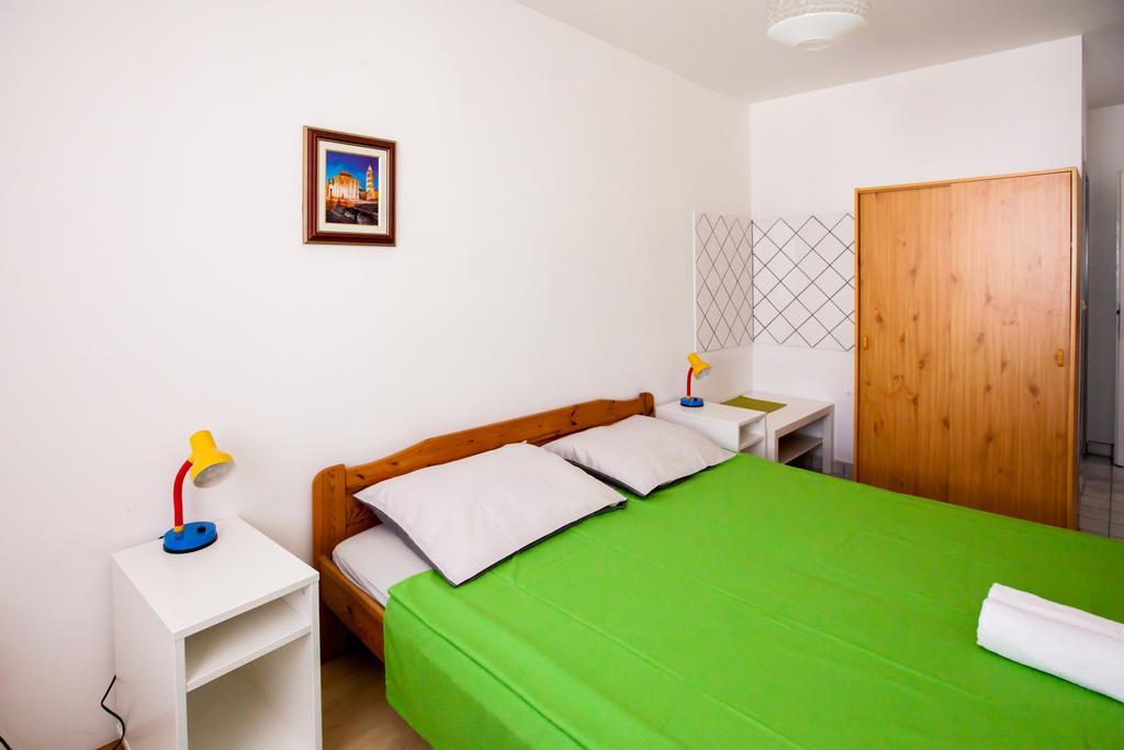 Friendly People'S Guest House Задар Экстерьер фото